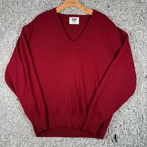 Lee Sports Mens Sweater Size XL V-Neck Red Made In USA Vintage 100% Acrylic